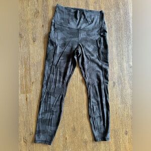 Size 8 Lululemon legging with side pockets